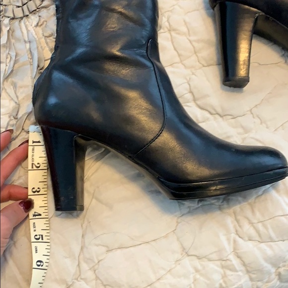 Thigh high black boots - Picture 2 of 8